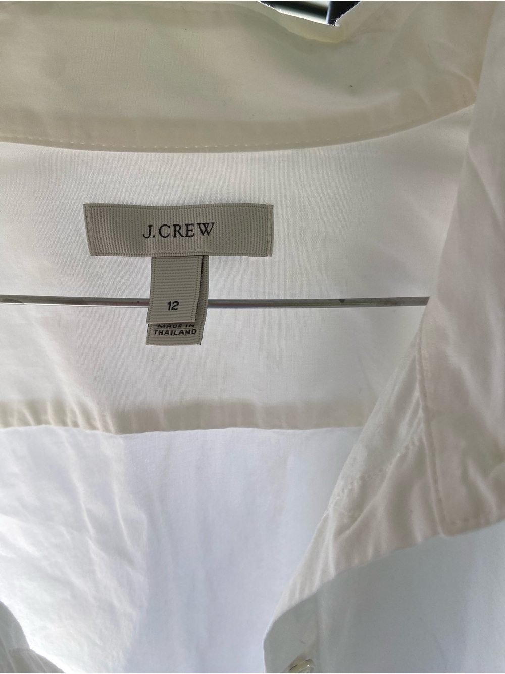 J. Crew women’s White Long-Sleeve Button-Up Dress Shirt - Picture 2 of 2